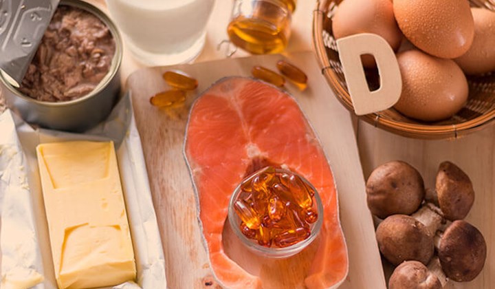 Il est difficile d'obtenir suffisamment de vitamine D des aliments. Vous devriez déjà manger de grandes quantités de viande d'organe ou de poisson gras.