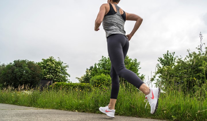 Le curcuma est-il sûr ? Quand, jeune, on fait beaucoup d’exercice, mais, en vieillissant, la mobilité des muscles et des articulations diminue.