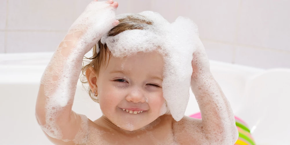Waar let ik op als ik een luizenshampoo wil kopen?