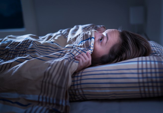 Wie regelmatig last heeft van nachtmerries, wil daar vanaf. Ontdek hier wat de oorzaken van angstdromen kunnen zijn en wat je eraan kan doen.