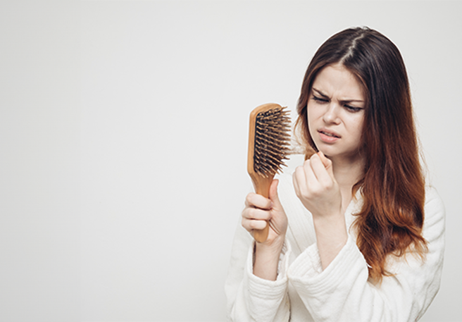 Causes de la perte de cheveux Causes de la perte de cheveux