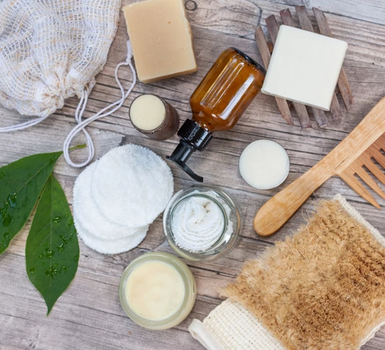 Reinig kammen en haarborstels Reinig kammen en haarborstels