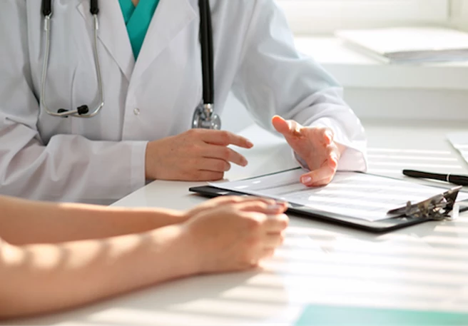 Plainte ou effet secondaire EG: Médecin / Pharmacien Plainte ou effet secondaire EG: Médecin / Pharmacien