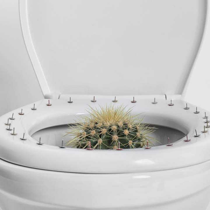 les symptômes des hémorroïdes Avec une crème anti-hémorroïdes et des médicaments qui favorisent la circulation sanguine, vous pouvez soulager les symptômes des hémorroïdes.